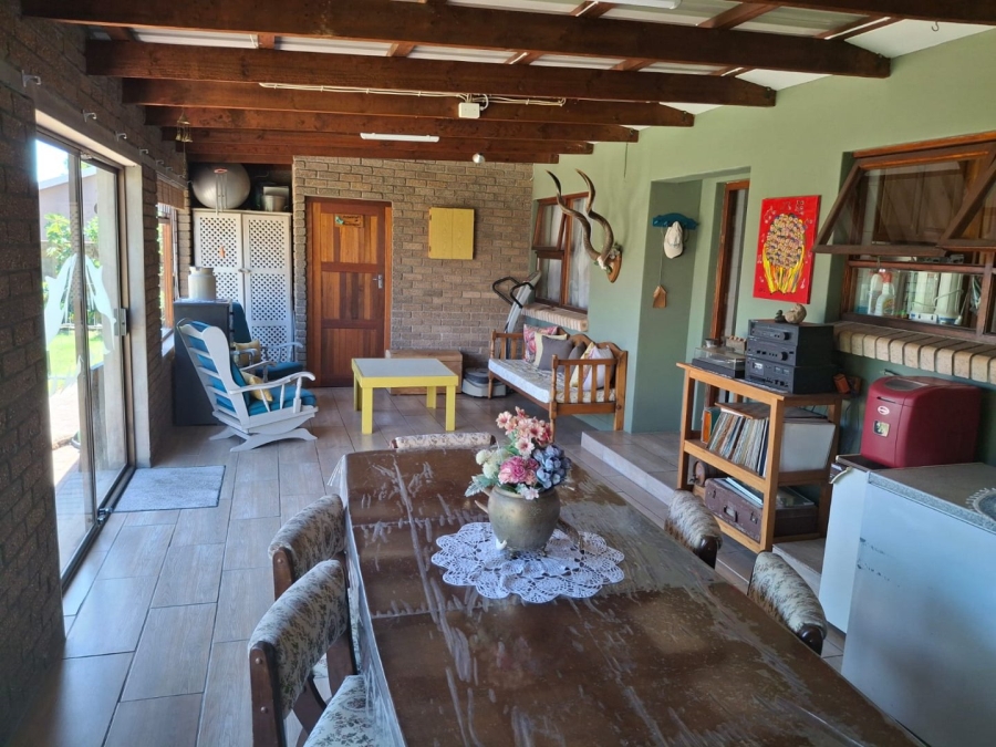 4 Bedroom Property for Sale in Albertinia Western Cape